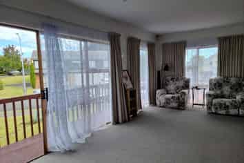 15 Himalaya Crescent, Lynfield