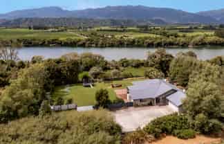 62 Punt Road, Westport