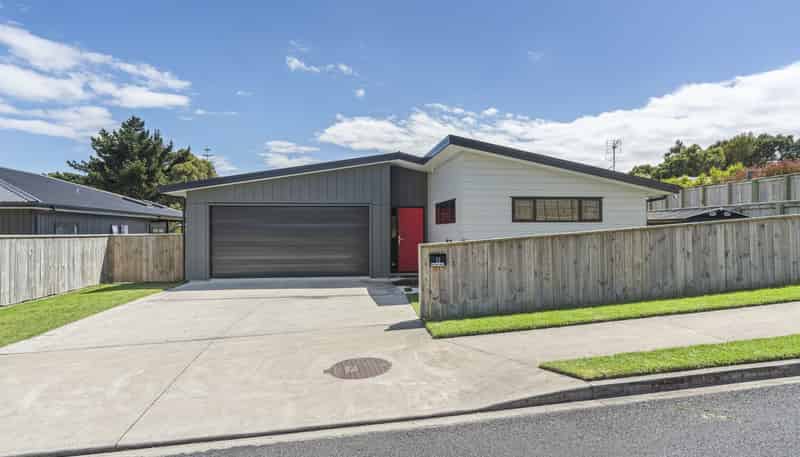 12 Manakohi Street, Spotswood