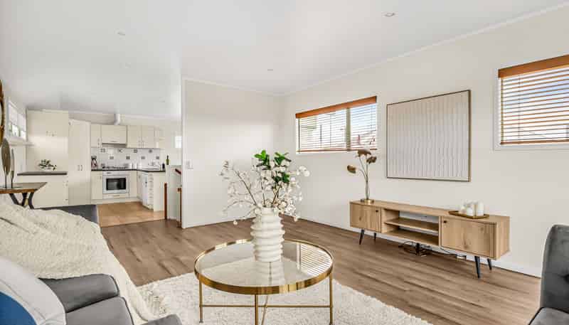 2/267 Glenfield Road, Hillcrest