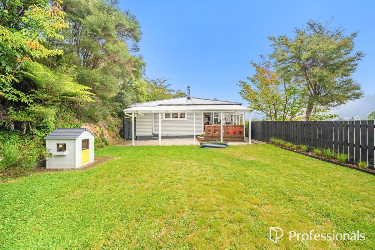 Classic Charm in Convenient Location - 2. nézet