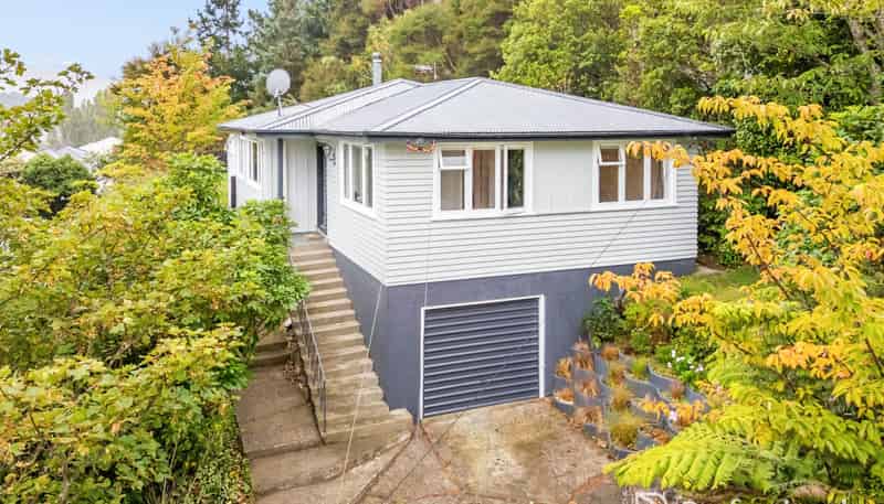 11 Morrison Grove, Stokes Valley