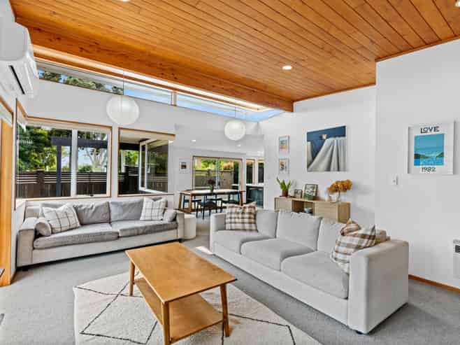 190A Hutchinson Avenue, New Lynn