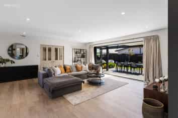 8 Cunneen Place, Aidanfield