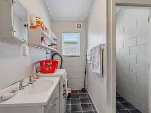 1/51 Louisa Street, Gladstone