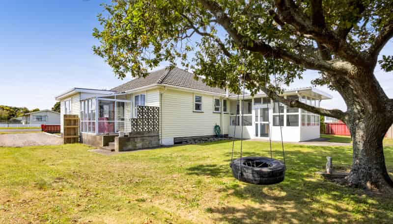 2 Acourt Street, Hawera