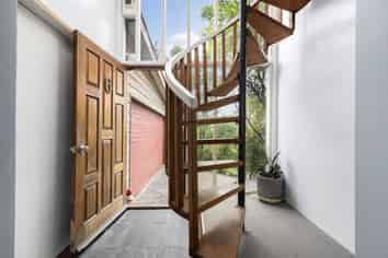 6A Jacaranda Grove, Maungaraki