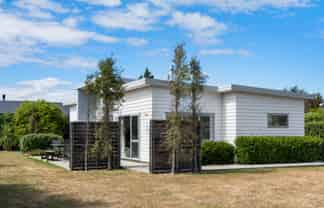 3 Finch Street, Albert Town