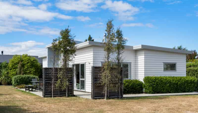 3 Finch Street, Albert Town