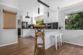 54 Highbury Drive, Levin