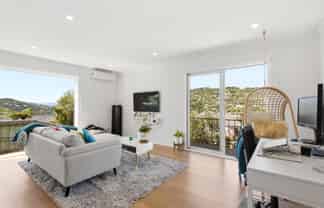 65 Chartwell Drive, Crofton Downs