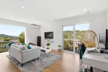 65 Chartwell Drive, Crofton Downs