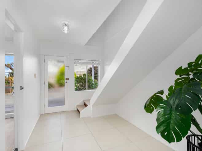 1/15 Zion Road, Birkenhead