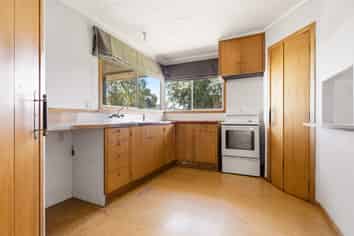 15 Oioi Street, Owhango