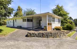 15 Oioi Street, Owhango