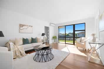 3 Winthrop Way, Mangere East