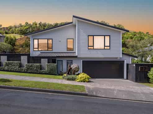 27 Mauldeth Terrace, Churton Park