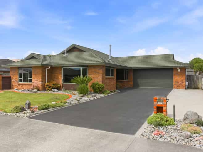 68 Cedar Drive, Paraparaumu Beach
