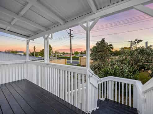 1/2 Enderby Drive, Te Atatu Peninsula