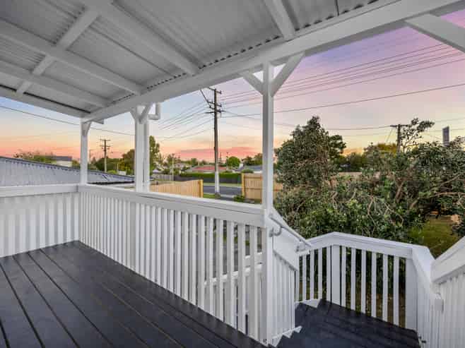 1/2 Enderby Drive, Te Atatu Peninsula