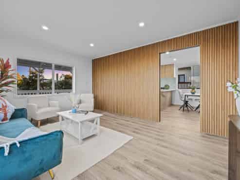 1/2 Enderby Drive, Te Atatu Peninsula