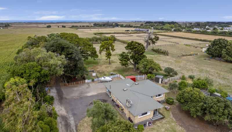 1277 South Road, Manaia