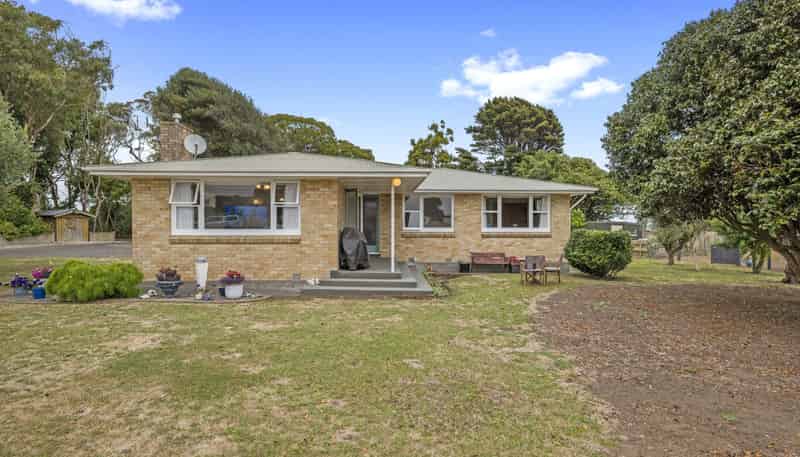 1277 South Road, Manaia