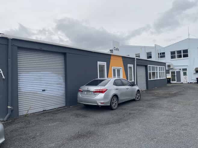 Smart storage in Thames