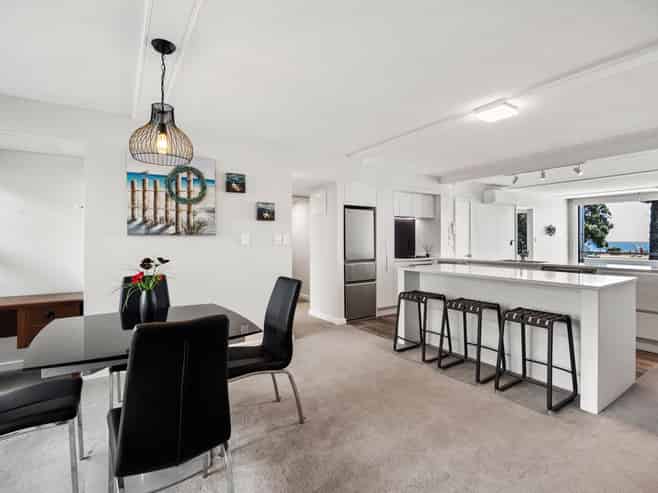 10C Marine Parade, Mount Maunganui