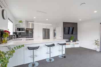 2/31 Barrie Street, Addington