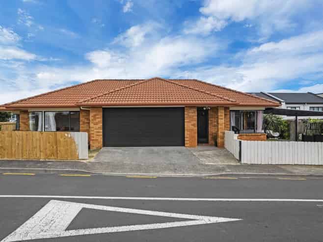 2 Pantera Way, Hillpark