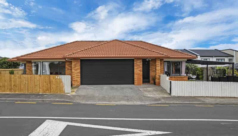2 Pantera Way, Hillpark