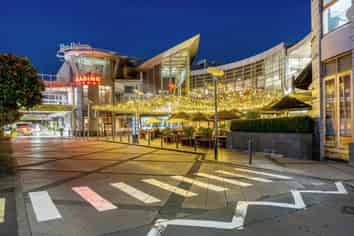 Premium Retail Opportunity The Palms