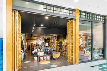 Premium Retail Opportunity The Palms