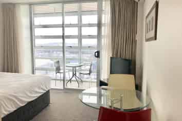 1004/17 Amersham Way, Manukau