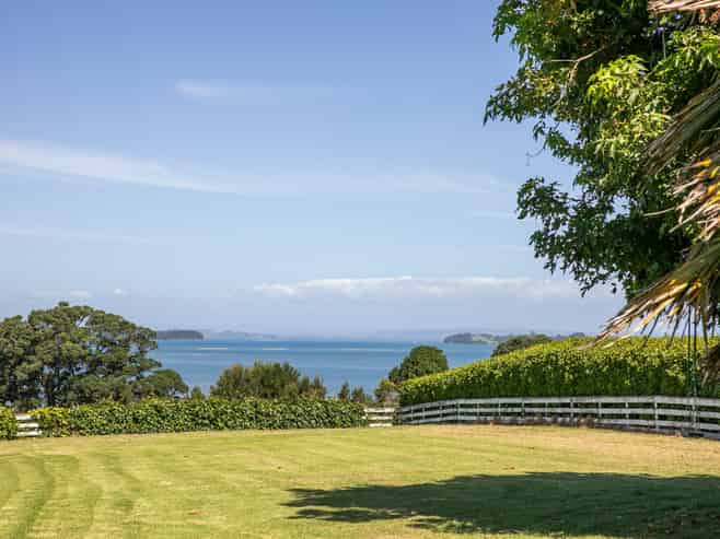 133A Athenree Road, Athenree