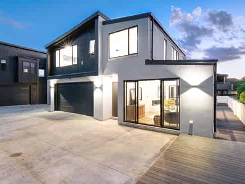 18b The Esplanade, Eastern Beach