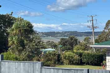 63 Totara Road, Te Atatu Peninsula
