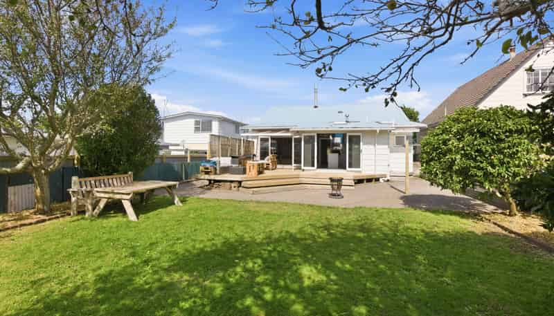 60 Tukapa Street, Westown