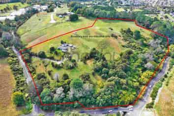 136 Chamberlain Road, Massey