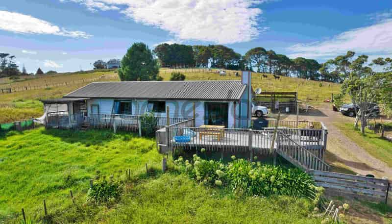 136 Chamberlain Road, Massey