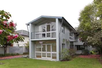 1/28 Glandovey Road, Fendalton