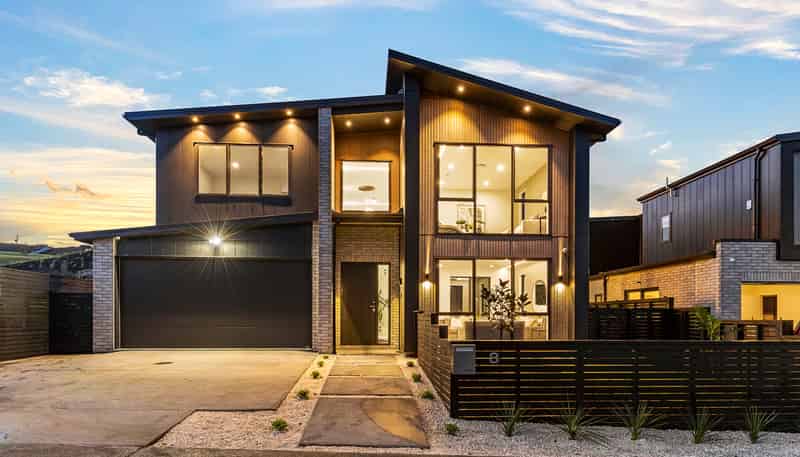 8 Kumukumu Road, Long Bay