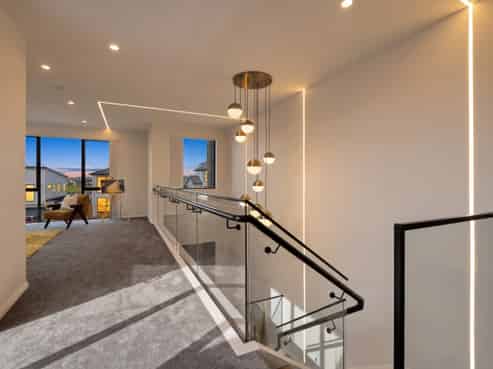 8 Kumukumu Road, Long Bay