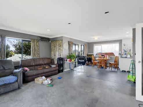 8 Horizon Heights, Whalers Gate