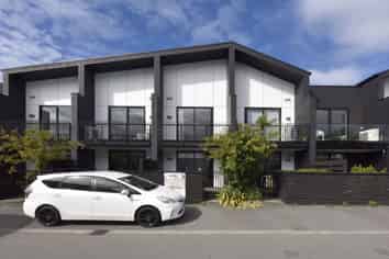 29/8-6 Waverley Street, Sydenham