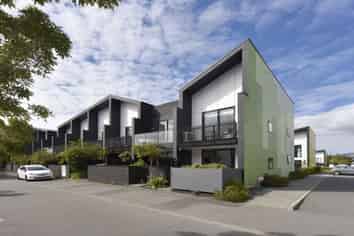 29/8-6 Waverley Street, Sydenham