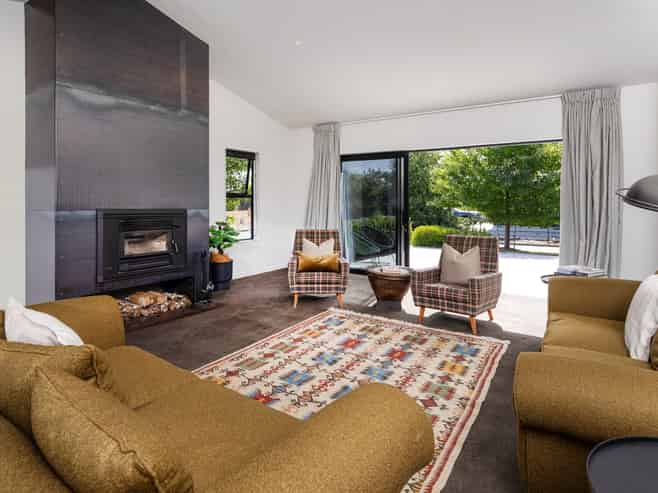 15 Alice Burn Drive, Luggate