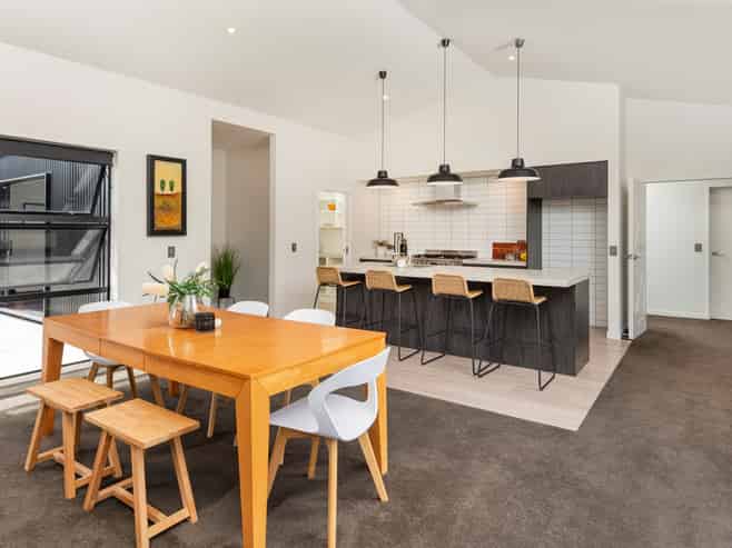 15 Alice Burn Drive, Luggate