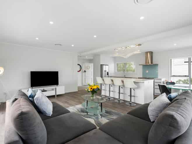 2 Grove Road, Devonport